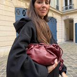 LE NOUVEAU SAC DENISE EN AGNEAU PLONGE BORDEAUX CHIC